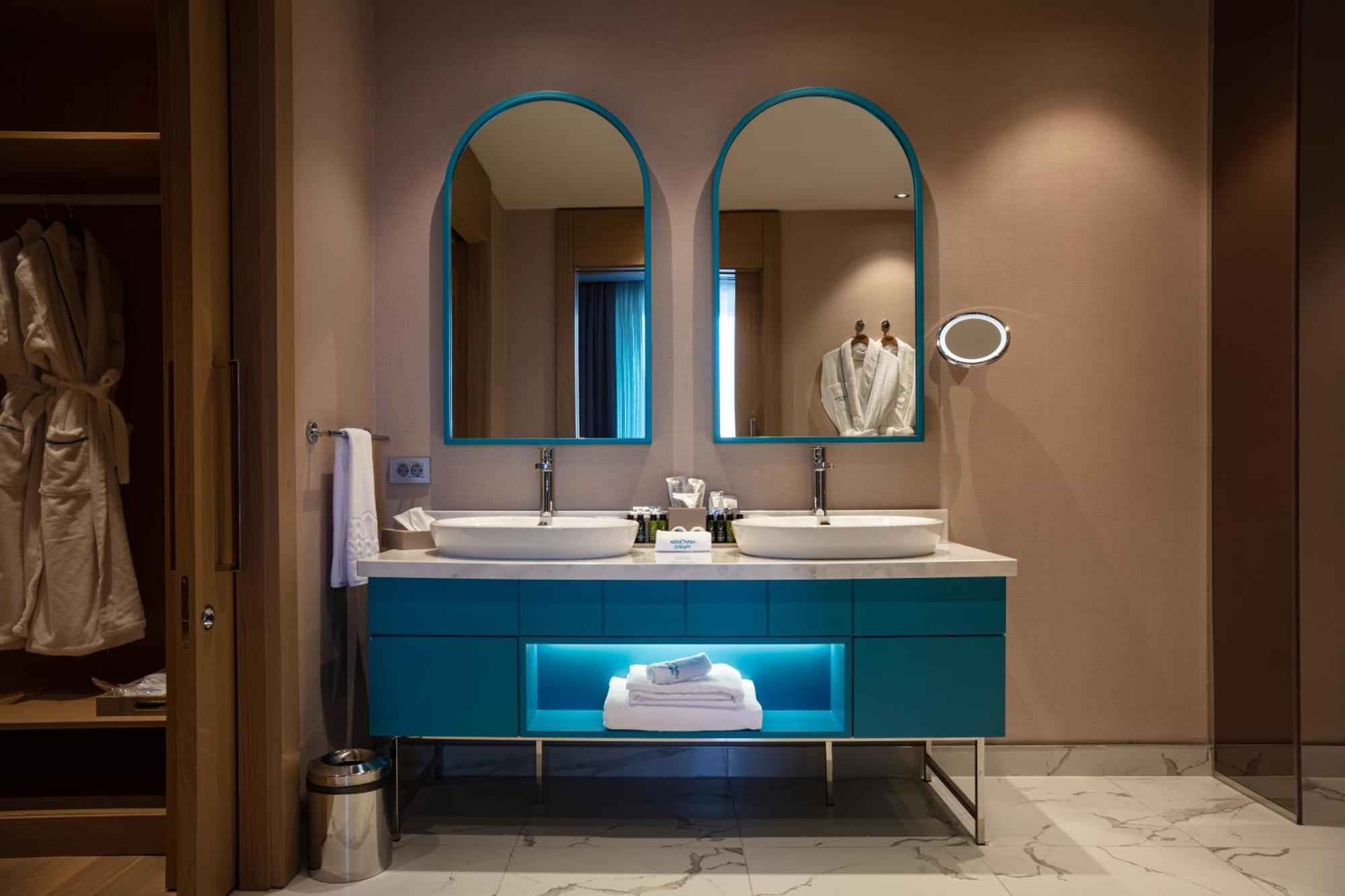Karavansaray Turkistan Harbour Hotel -Flying Theatre Access Zewnętrze zdjęcie Bathroom